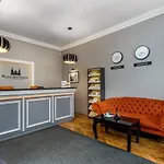 Penthouse With Piano & Old Town View